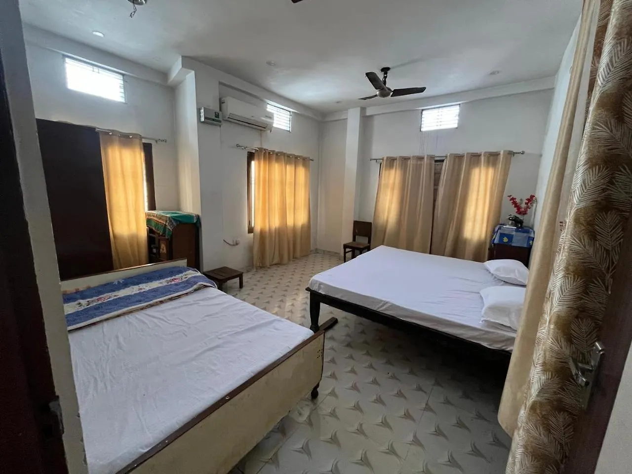 Ik Homestay Waranasi